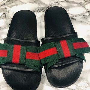 Gucci kids slides/ slipper